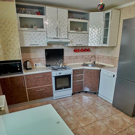 Vacation Home Lubov Kamianets-Podilskyi Luaran gambar