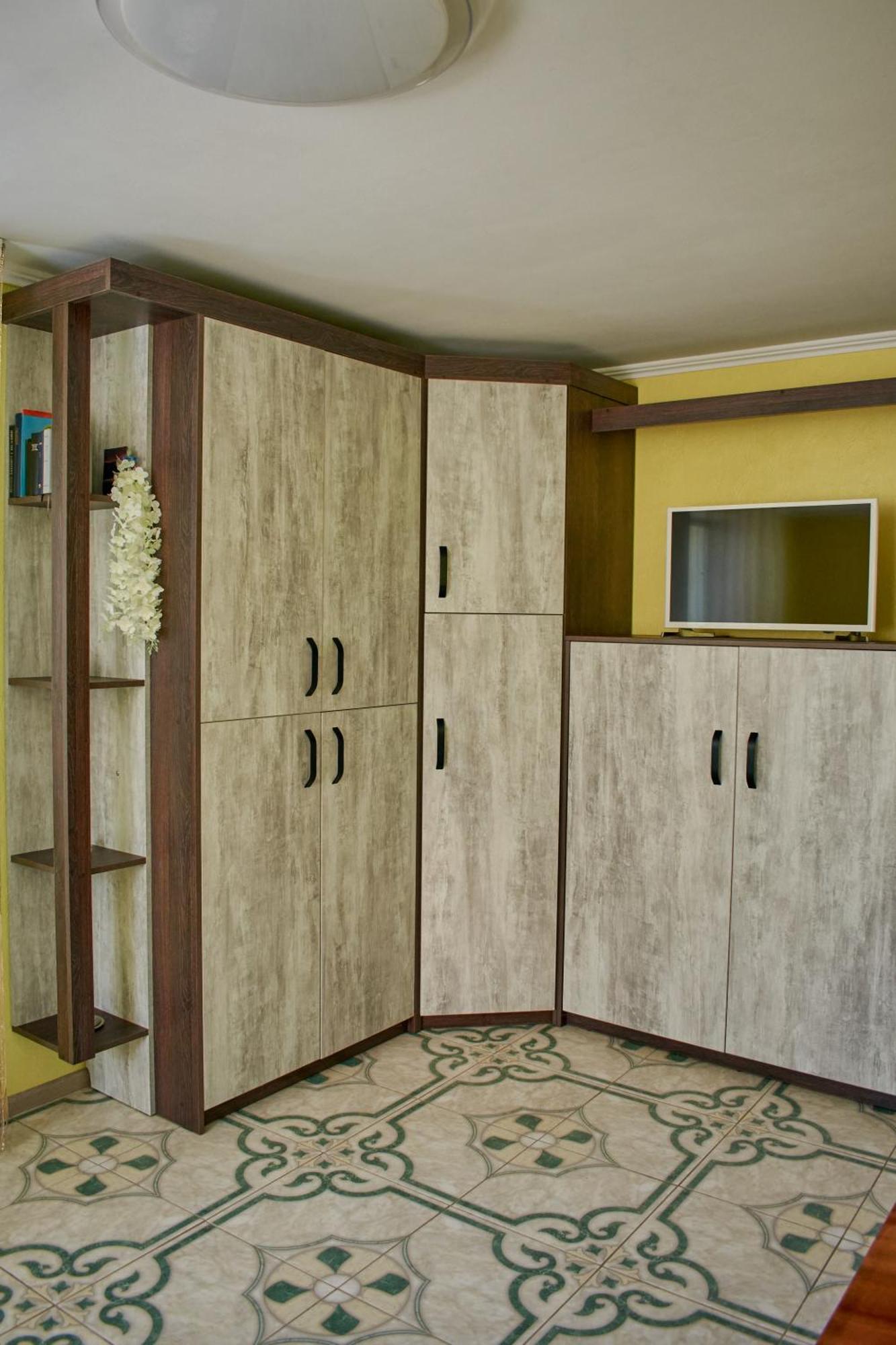 Vacation Home Lubov Kamianets-Podilskyi Luaran gambar
