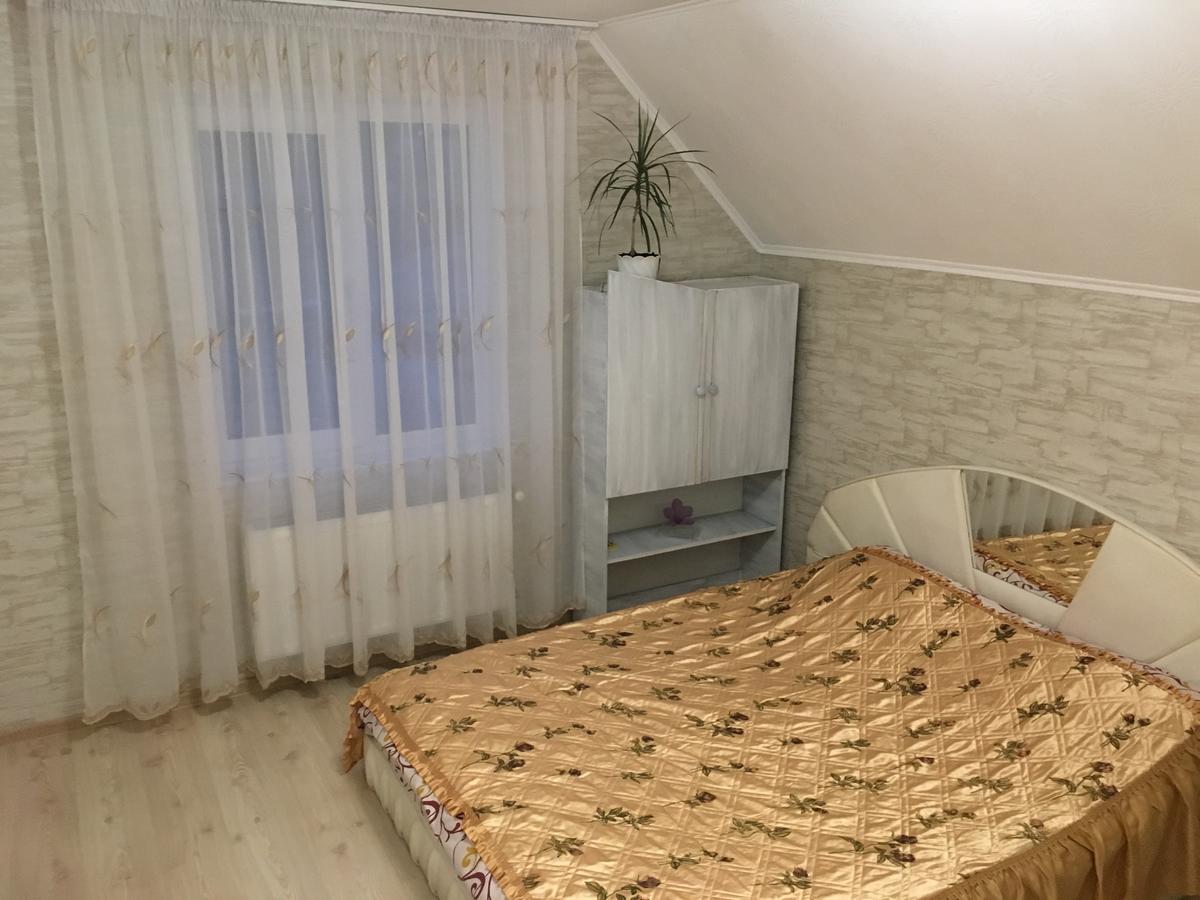 Vacation Home Lubov Kamianets-Podilskyi Luaran gambar